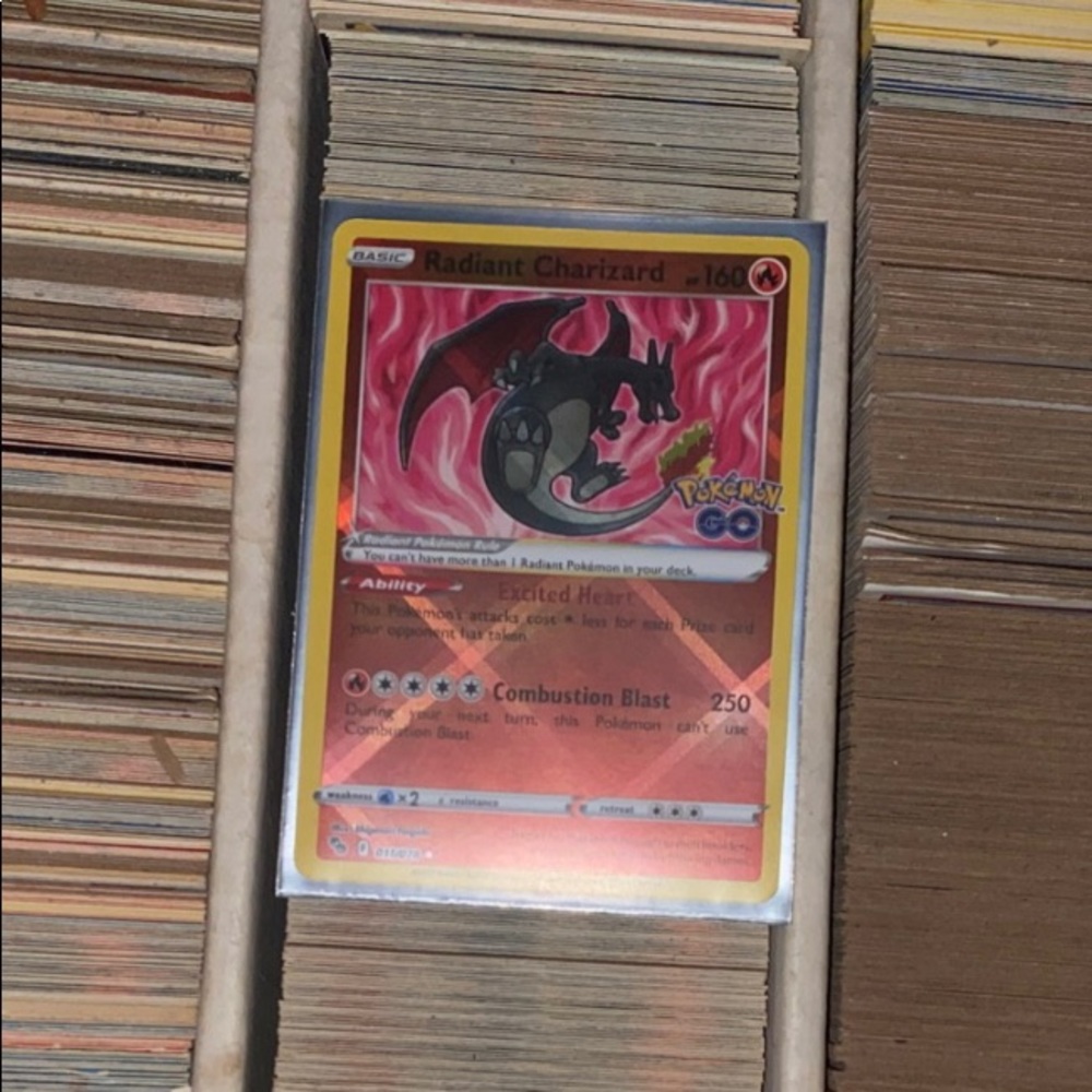 Pokémon Card: Radiant Rare Charizard Pokémon Go